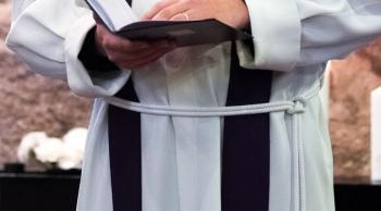 Ordenação de mulheres não é solução para a Igreja