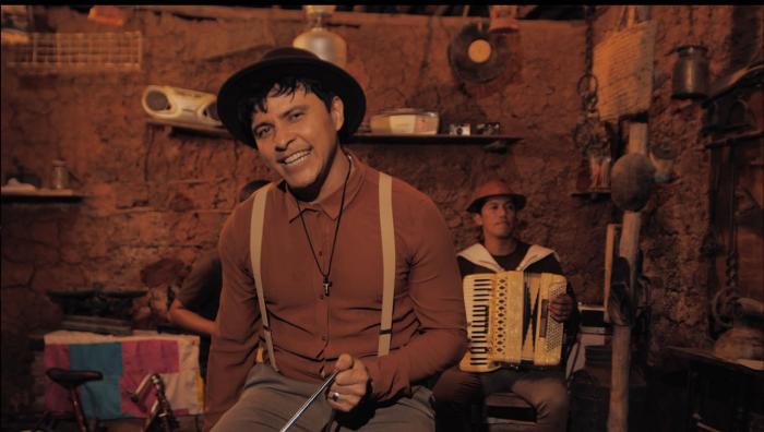 Naldo José lança clipe engraçado e inspirador: “Pega Nós, Virgem Maria”