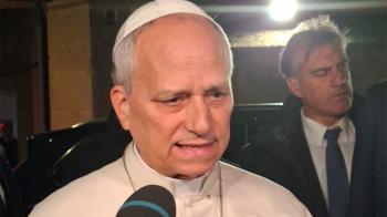 Por que calar o Papa?