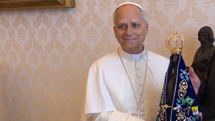 Papa Leão XIV se submeterá a uma cirurgia no pulmão