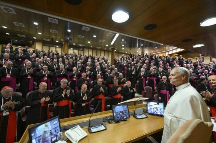 Vaticano define temas que o Papa discutirá com cardeais, liturgia não está na agenda